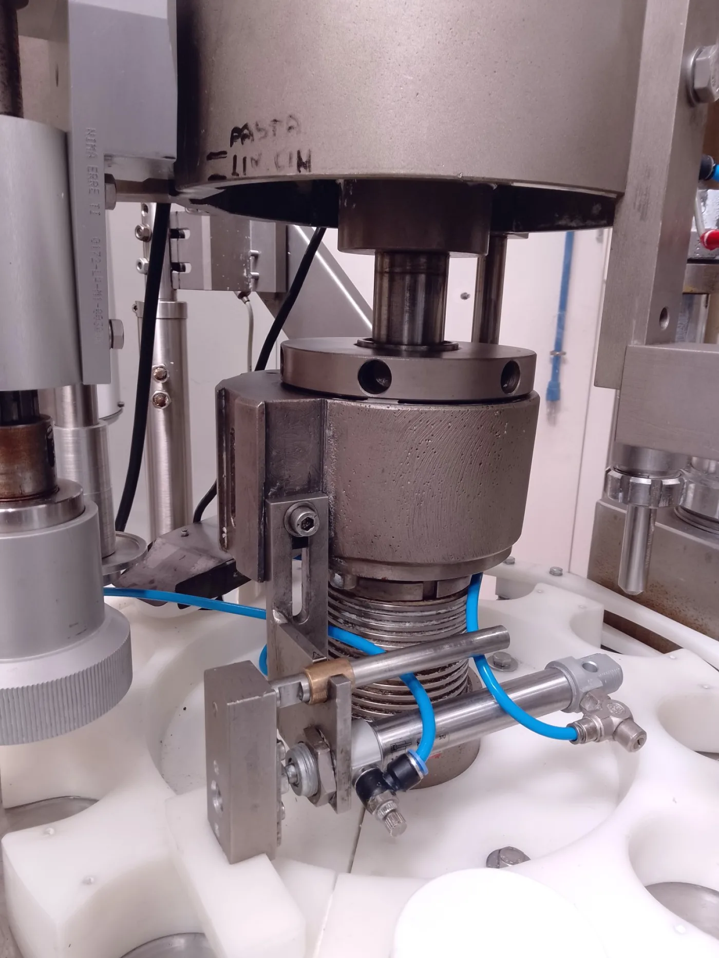 RIEMPITRICE PER VASETTI E TUBETTI – UNIPAC (ROMACO) – MOD. SILVER 75 - 3
