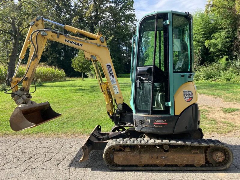 Yanmar - VIO 25-4