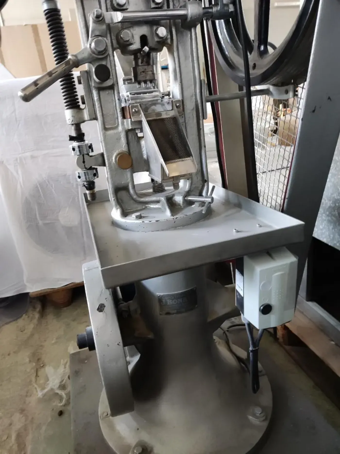 USED BONALS BMT COMPRESSING MACHINE - 2