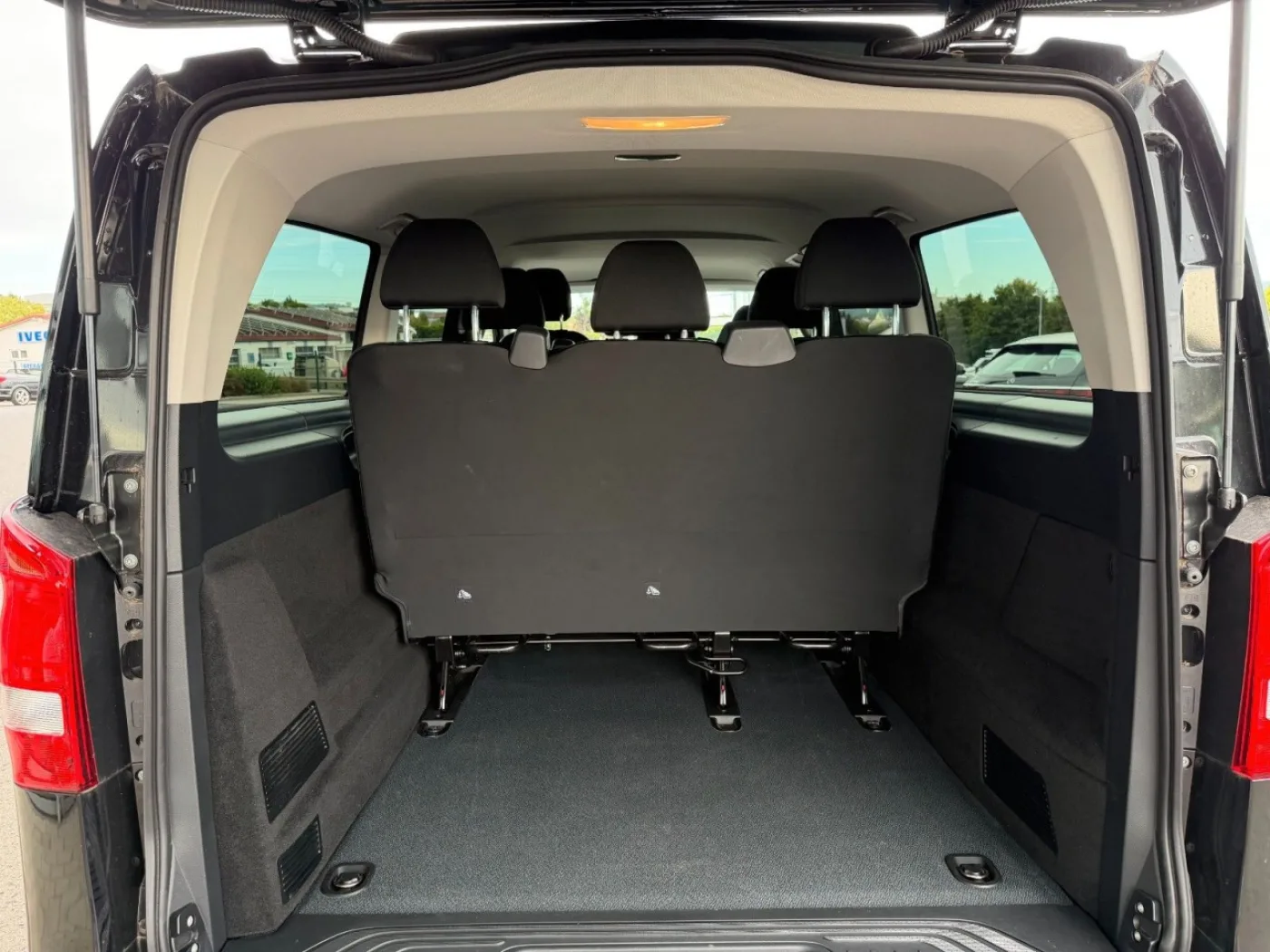 Mercedes Benz Vito 116 CDI 9G Tourer Extral AHK2,5to 2xKlima - 6