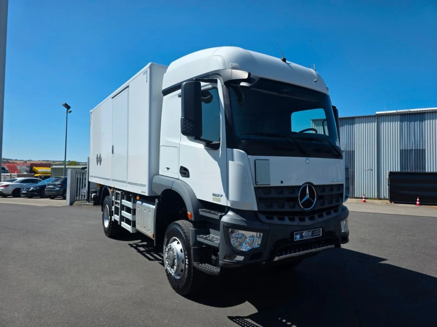 Mercedes Benz Arocs 1827 A 4x4 LBW Type-Treppe Schalter - 2