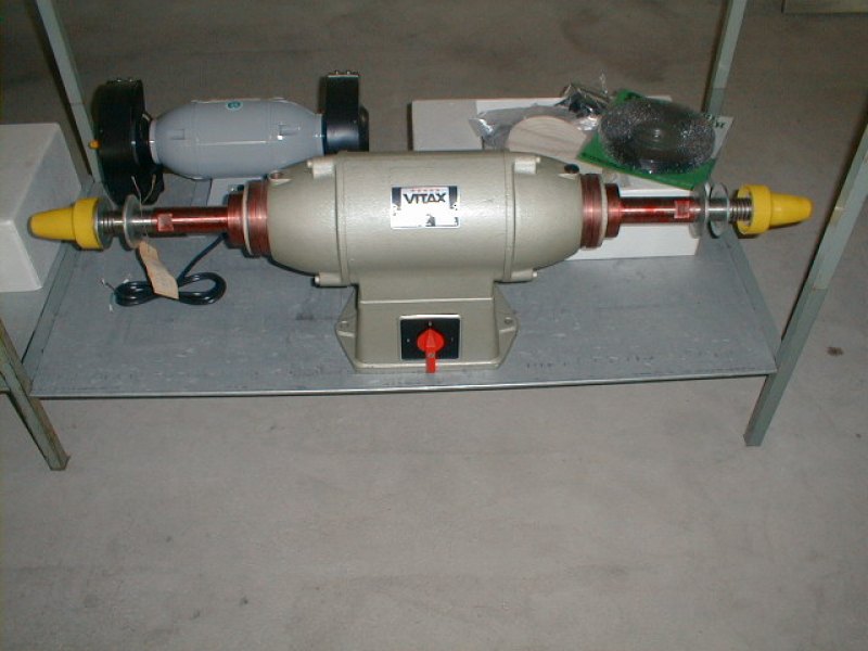 MACHINE A POLIR “VITAX” TYPE V3P