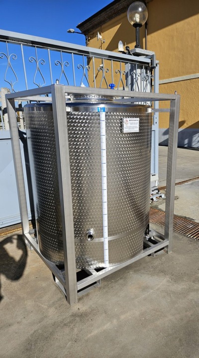 STAINLESS STEEL FORK-LIFTABLE/STACKABLE TANK, CAPACITY 1000 LITERS ABOUT, NEW EQUIPMENT
