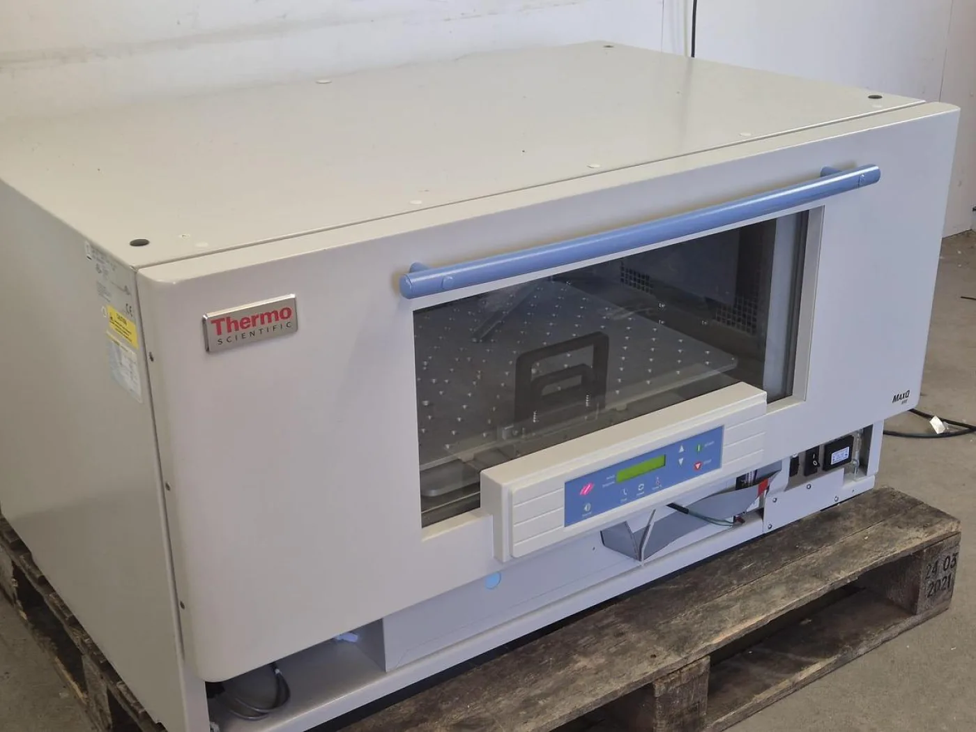 Thermo Fisher Scientific MaxQ SHKE8000 Shaker - 1