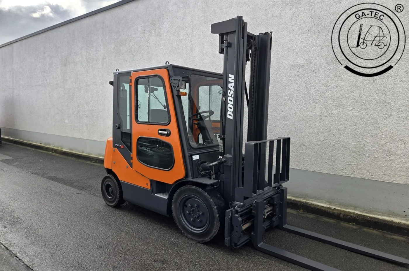Doosan D25S-5 - 4