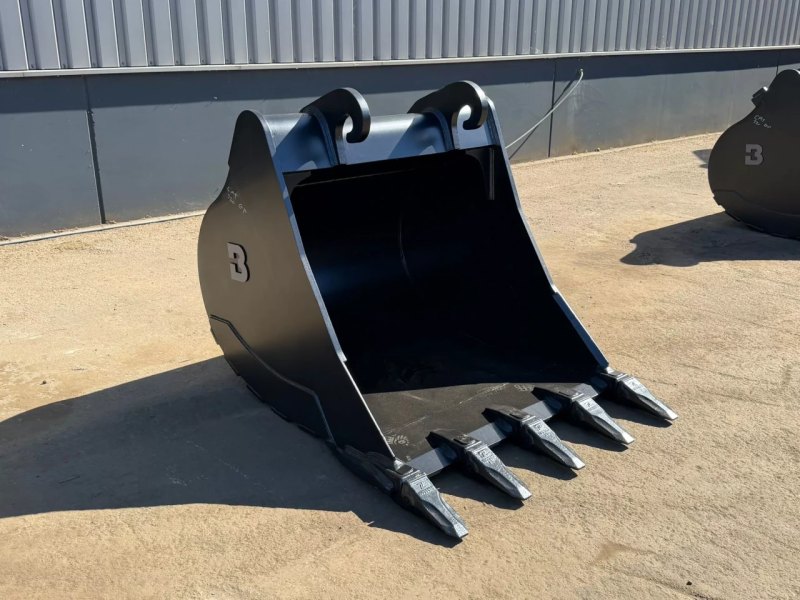 Excevation bucket / EBHD-3-70-130-T / CW40