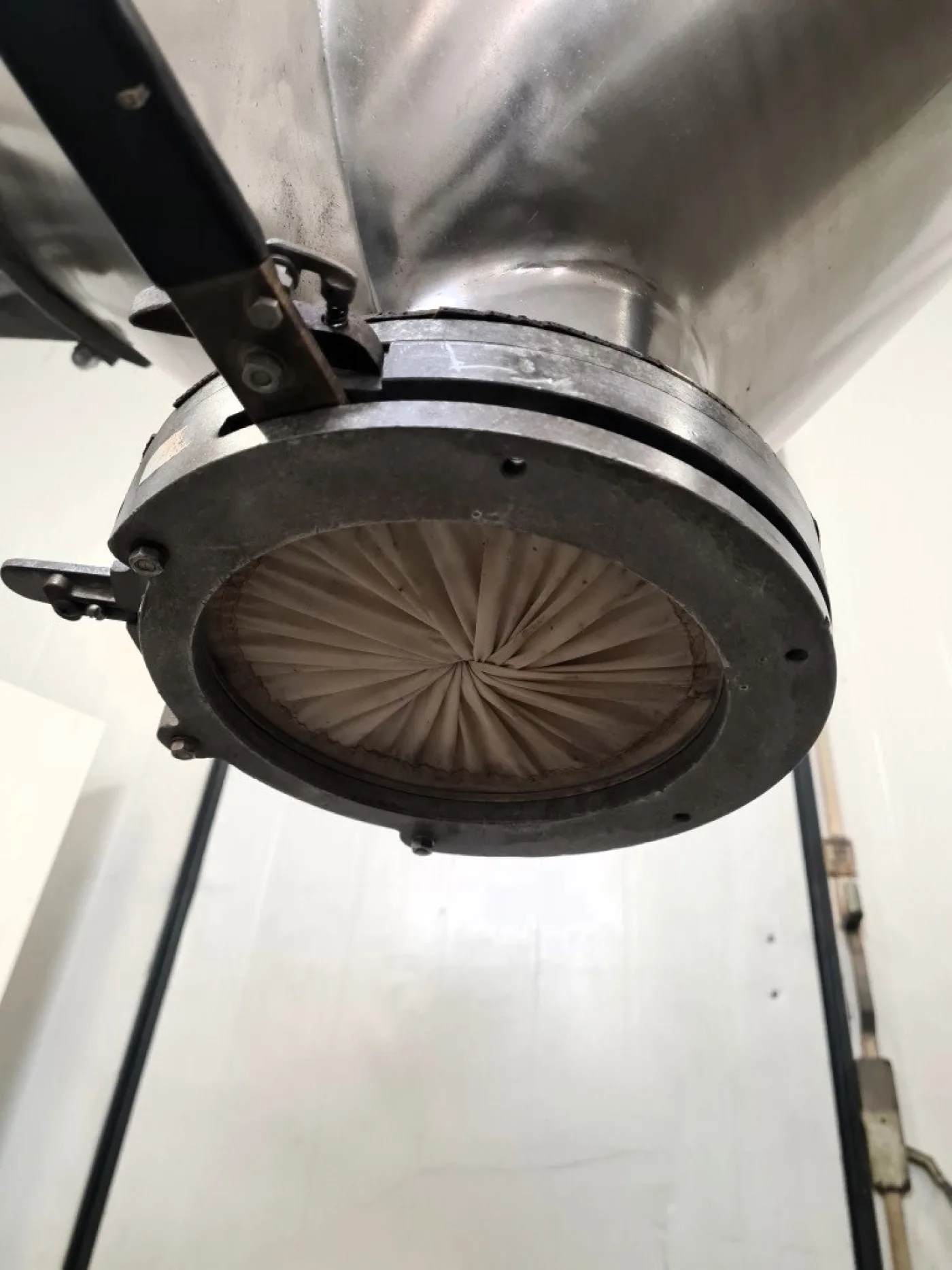 MESCOLATORE A V – MOD. 350 LT - 1