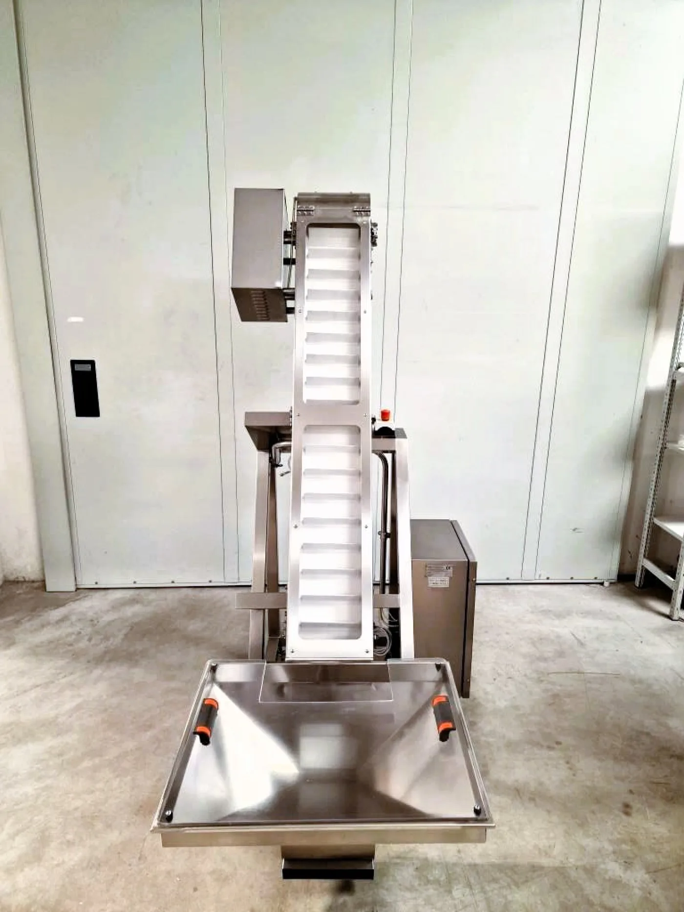 ELEVATORE FLACONI – SIEMPHARMA – MOD. ELV2000 - 6