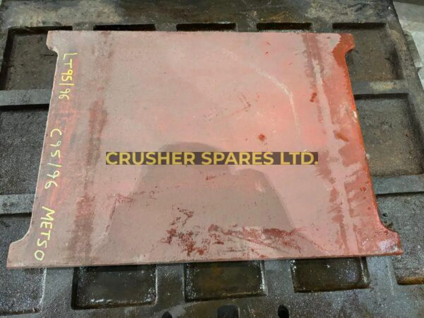 933855 | Toggle Plate | Metso® | Nordberg® | - 1