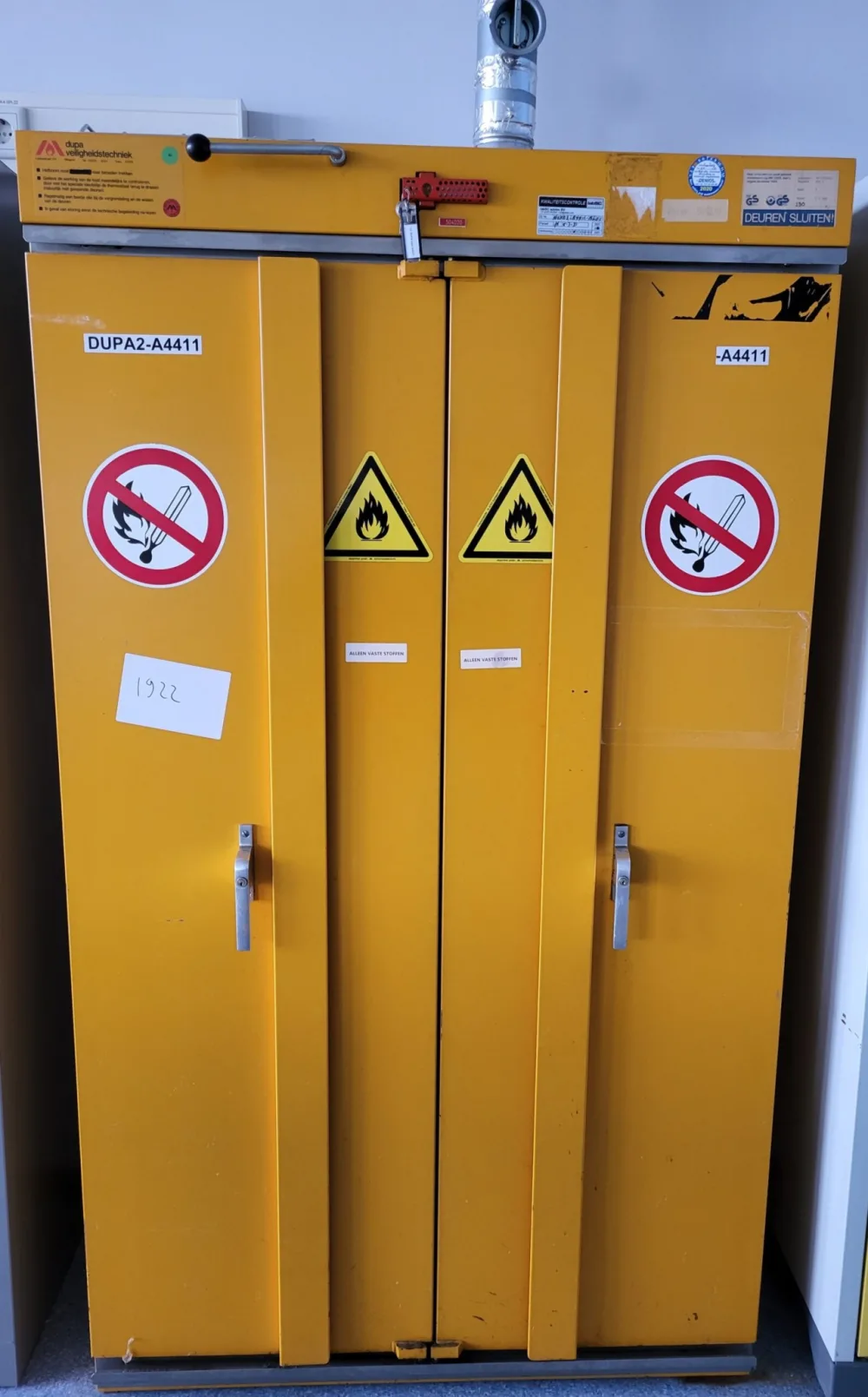 1922 - Used Dupa chemical storage cabinet