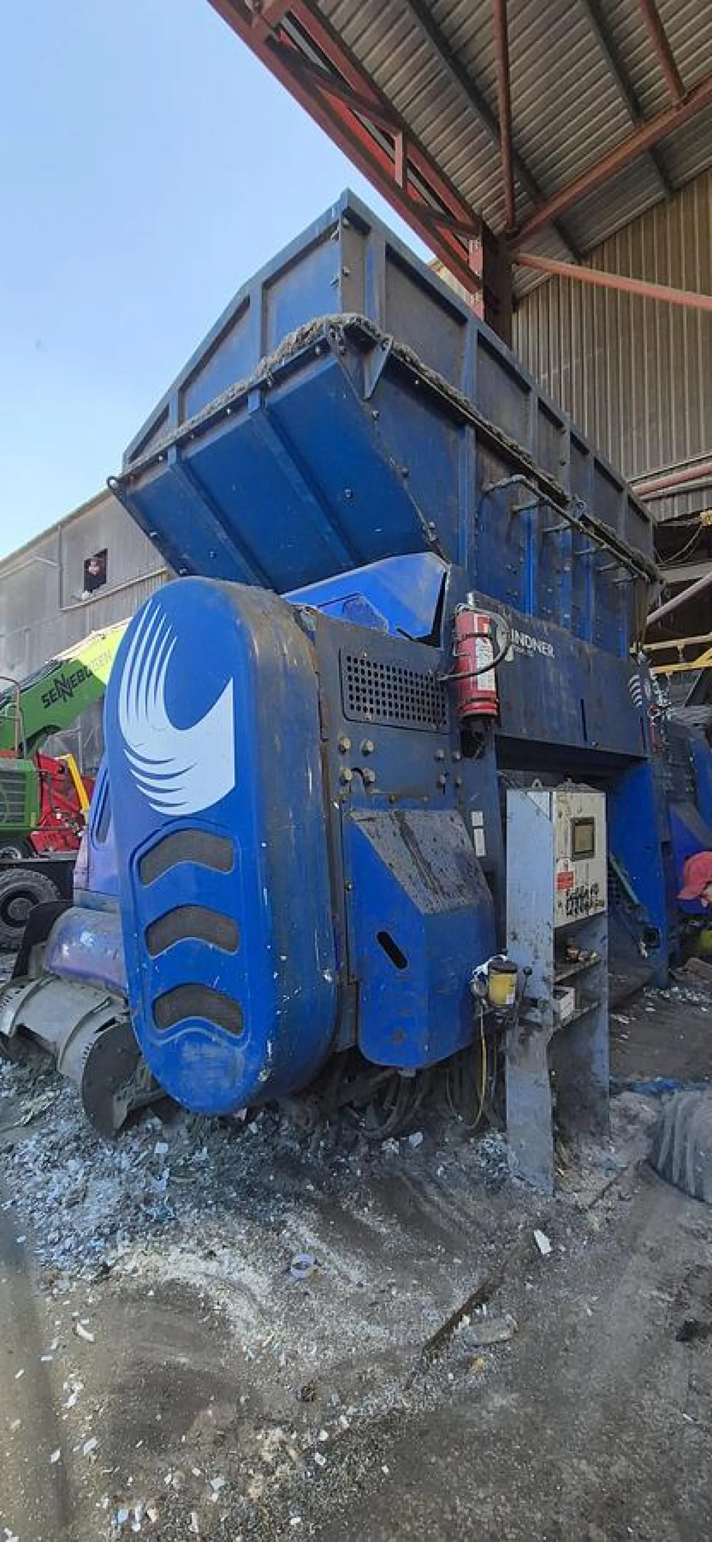 2016 Lindner Polaris 2800 Single-Shaft Slow-Speed Shredder - 4