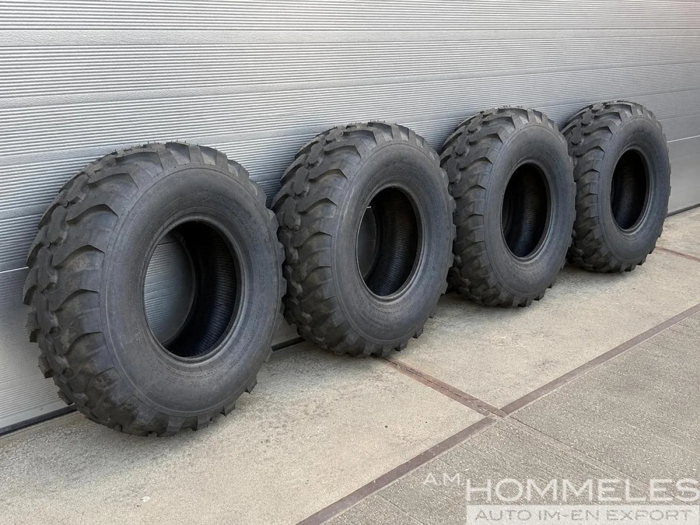 DUNLOP SPT9 - 405/70R20 - 1