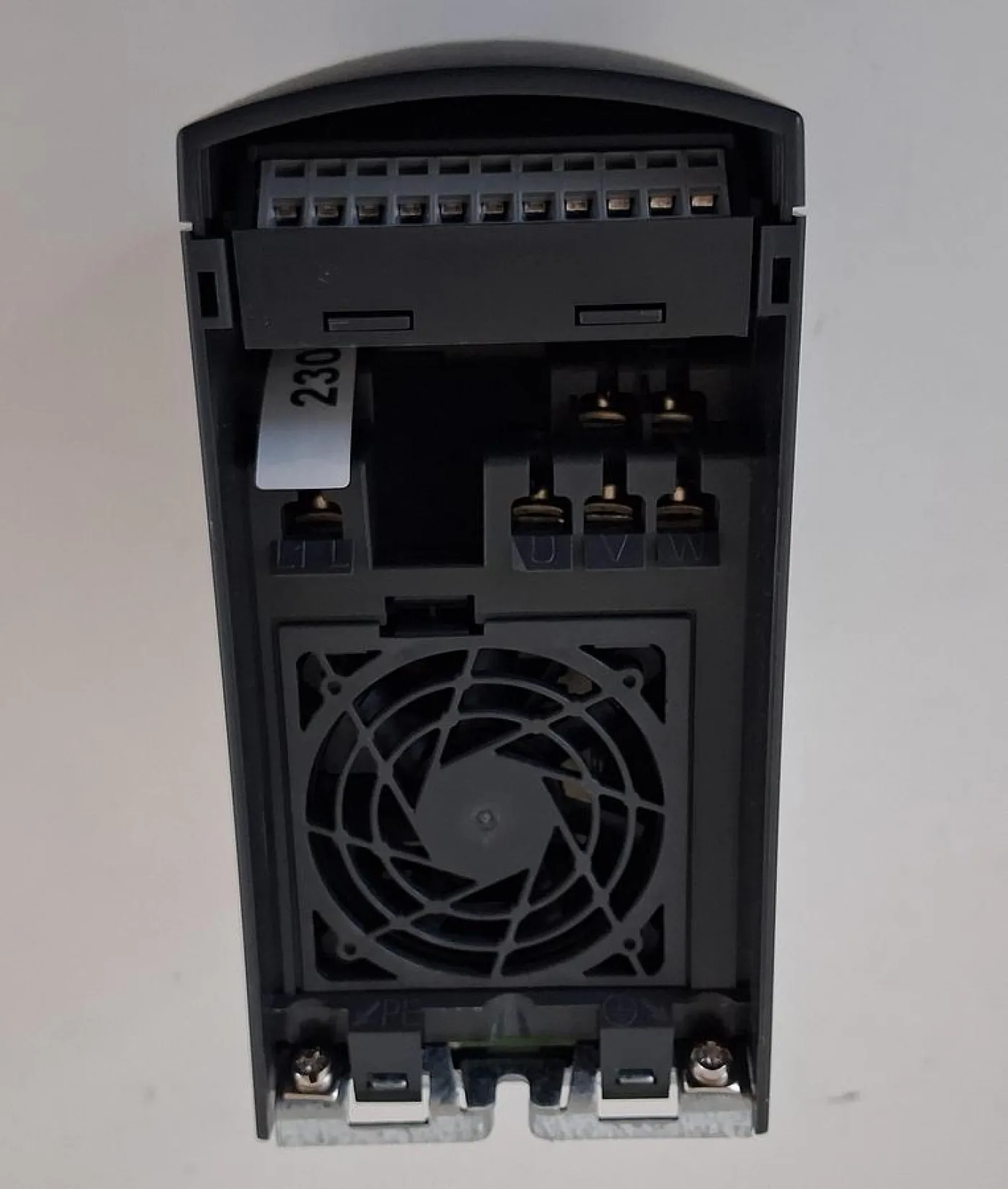 Siemens MICROMASTER MM440 Frequenzumrichter 6SE6440-2UB11-2AA1 - 3