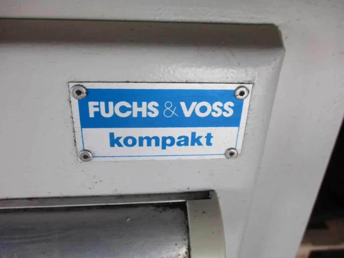 Compact FUCHS + VOSS - 2