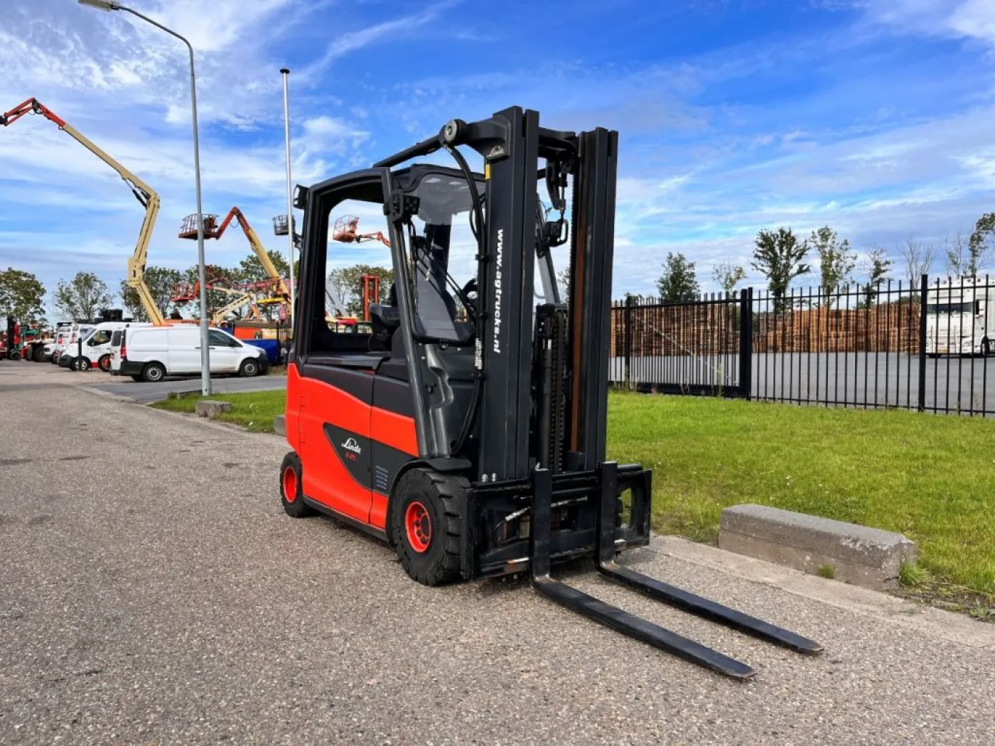 Linde E25HL-01/600 - 3