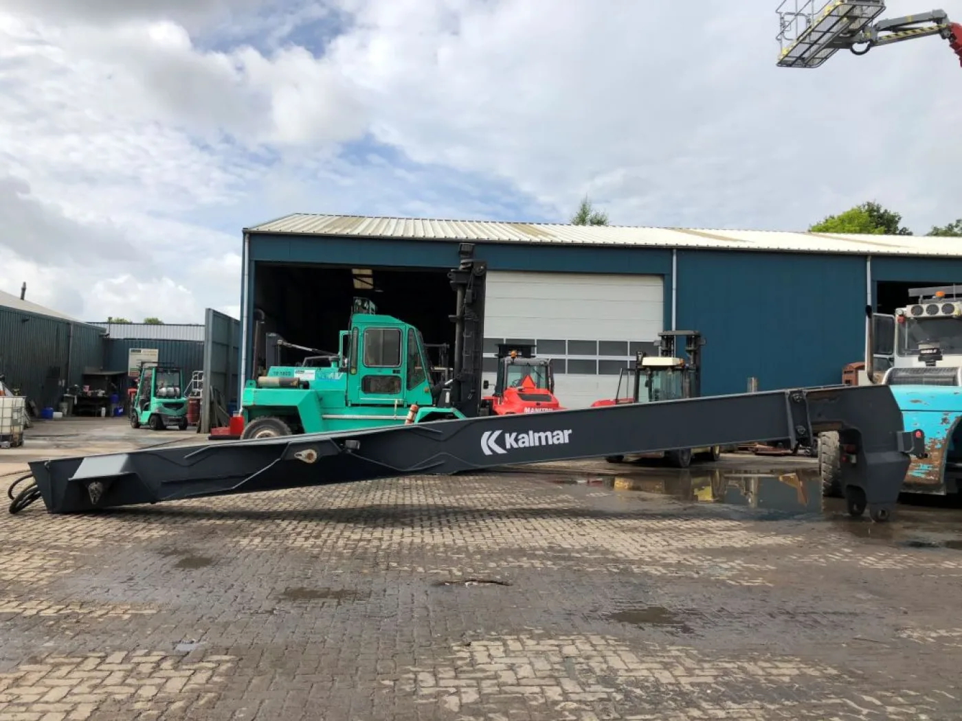 Kalmar Boom for empty containers reach stacker - 6