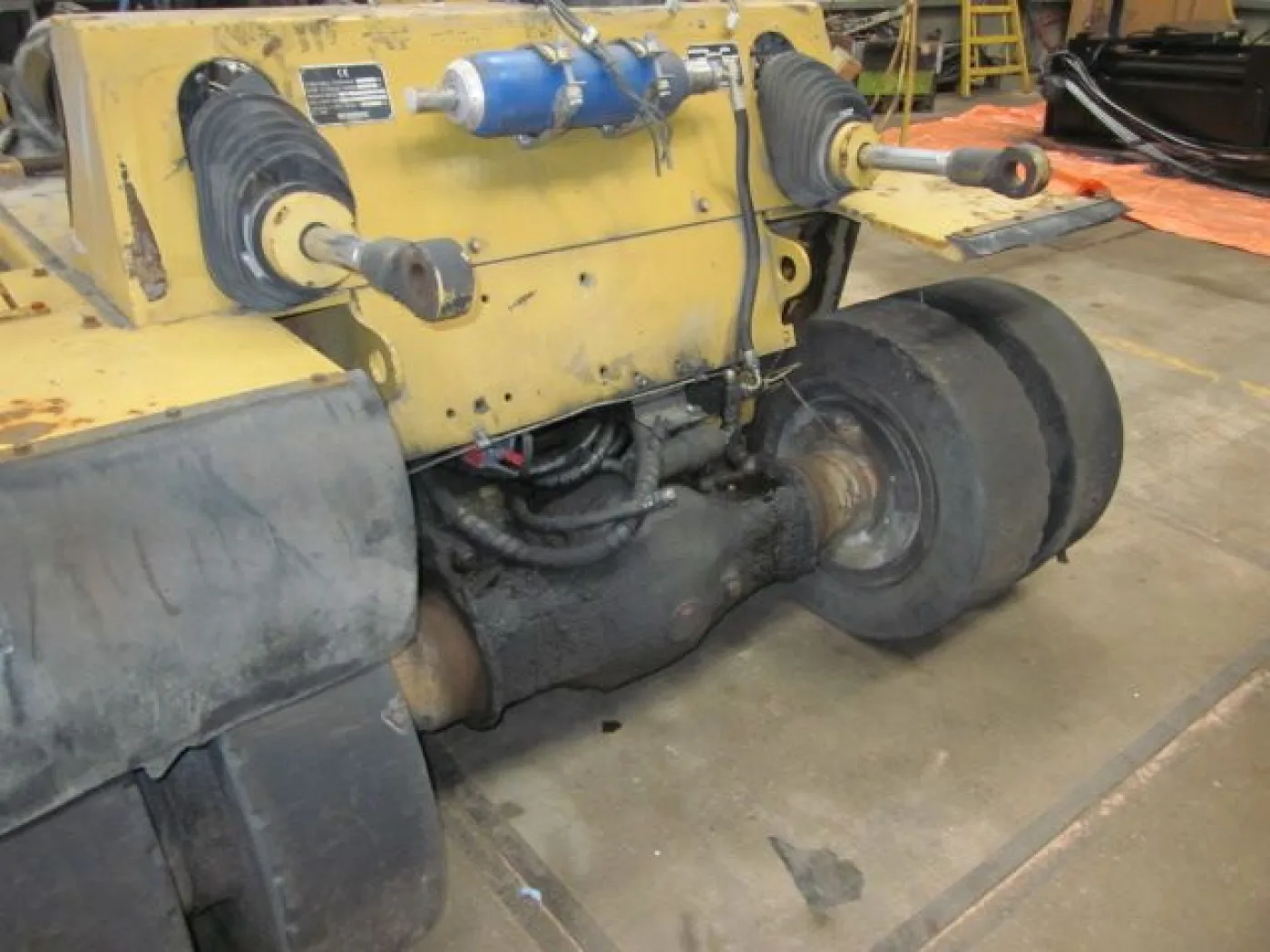 Caterpillar - 5