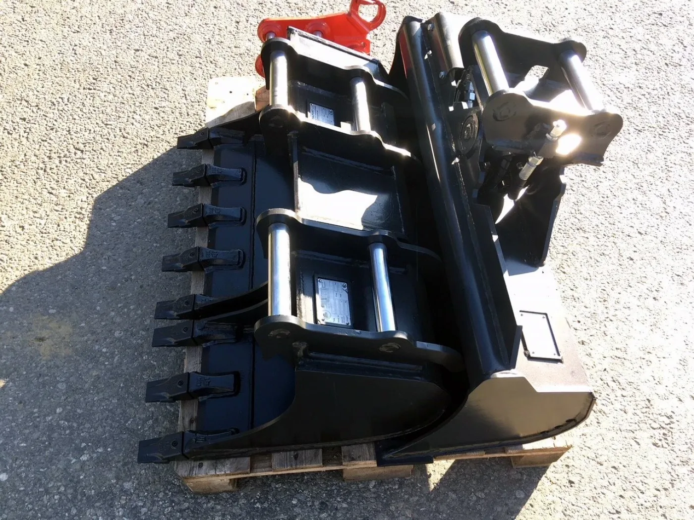 Löffelpaket für 1,5t Bagger - 2
