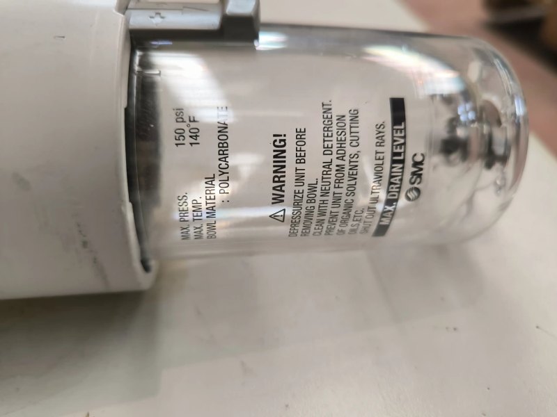 AIR FILTER REGULATOR SMC AW60-N10E-Z-B