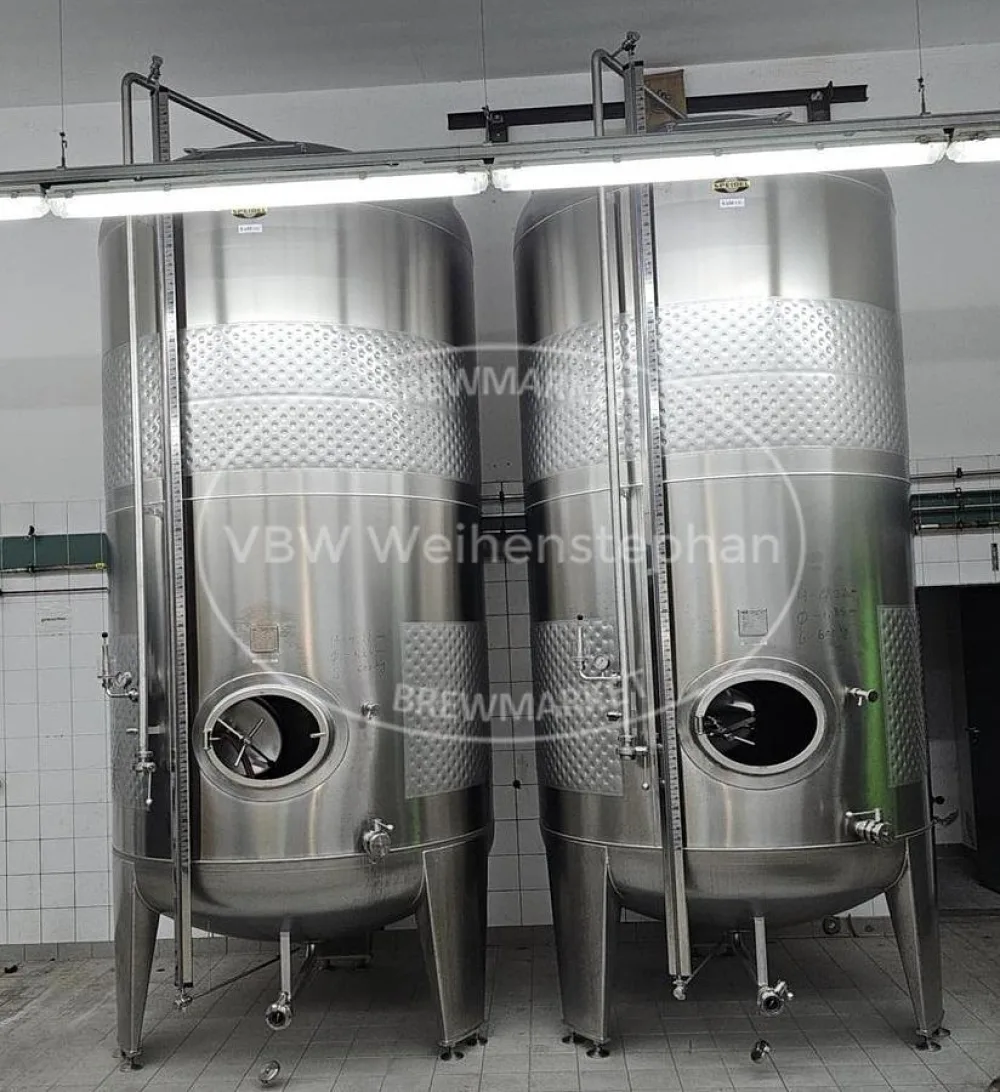 Pressure tanks