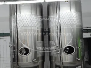 Pressure tanks