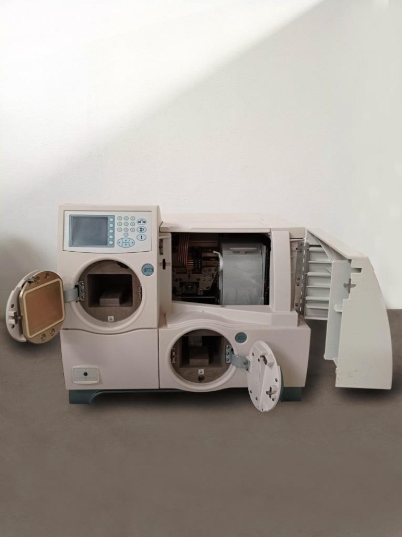 IDENTIFICAZIONE MICROBICA AUTOMATIZZATA – BIOME’RIEUX – MOD. VITEK 2 COMPACT (LAB-COMP-22)