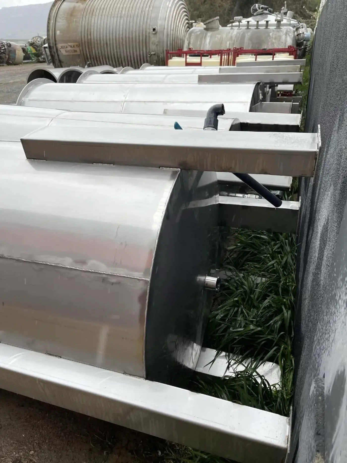 TANKS C6903 - 6