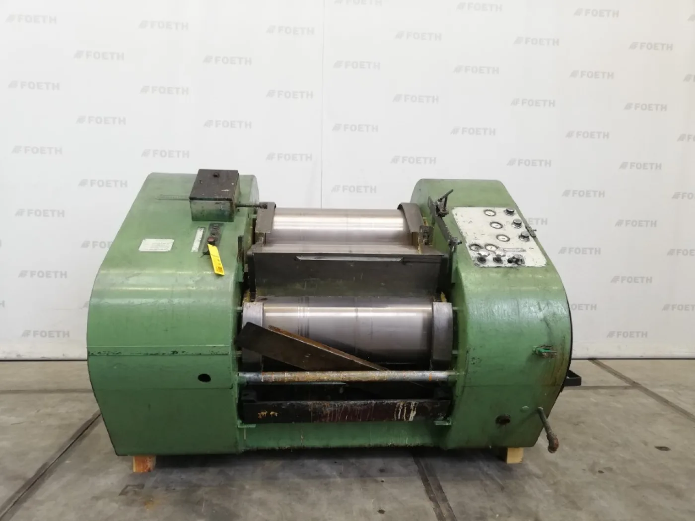 Bühler SDV-900 - Three roll mill - 2