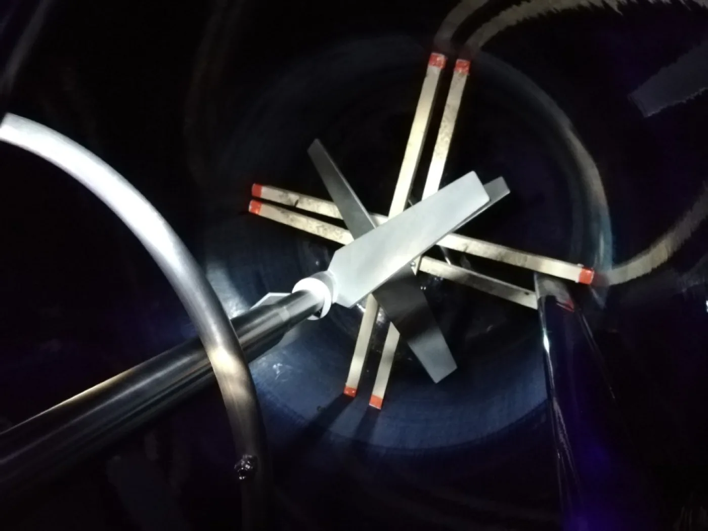 Technoglass AE6300 (stirrer Hastelloy C-22) - Glass-lined Reactor - 3
