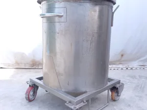 SERBATOIO IN ACCIAIO INOX CARRELLATO 200L