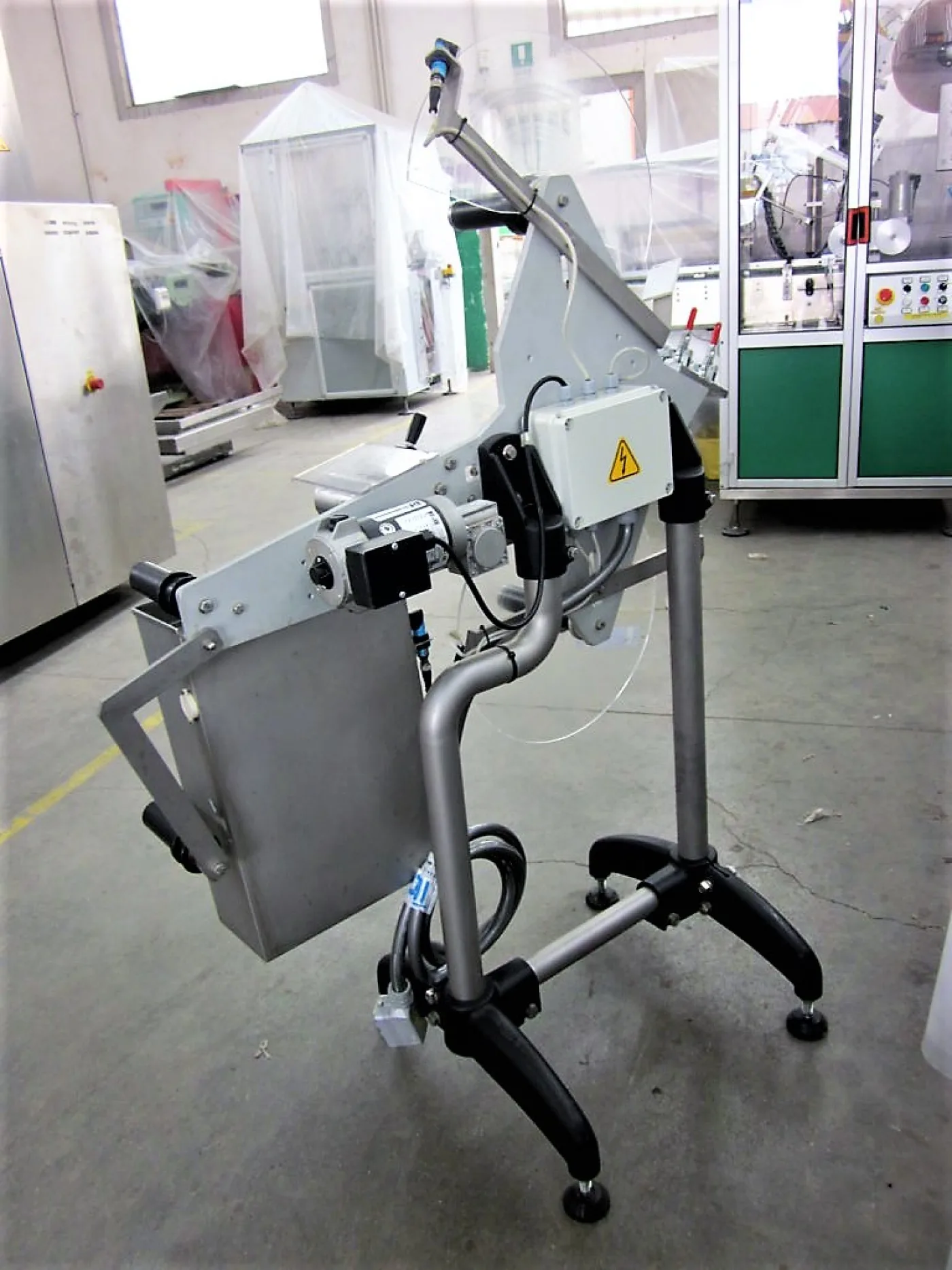 DISPENSER PER ETICHETTE - 4