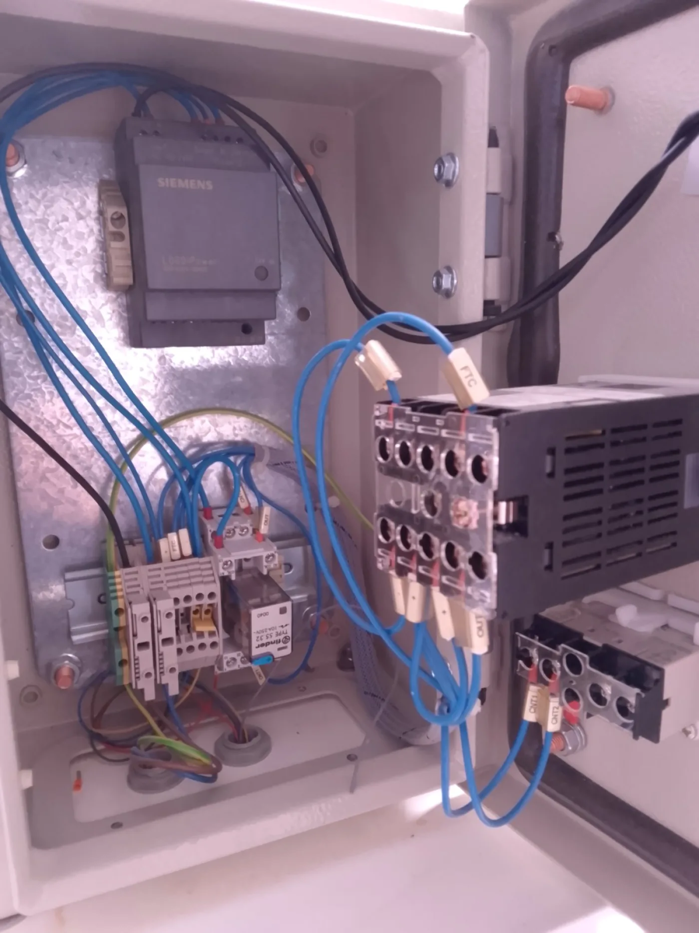CONTATRICE SEMI-AUTOMATICA PER COMPRESSE E CAPSULE – KING – MOD. TB4 - 4