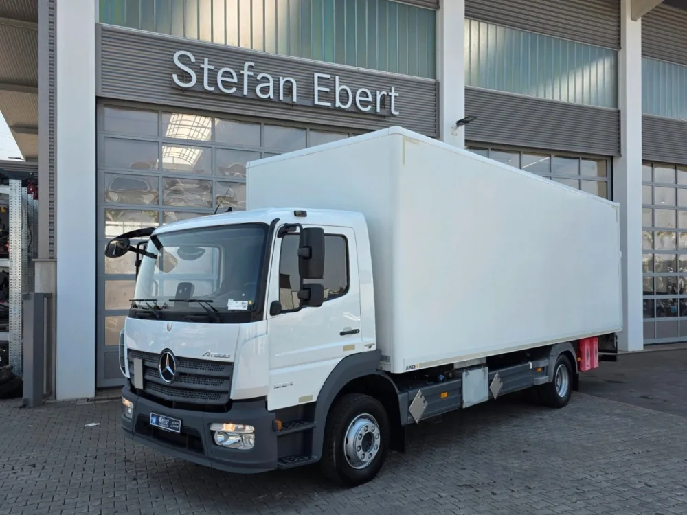 Mercedes Benz Atego 1224 LBW Bär 1.500kg Air Conditioning 3 Sitze