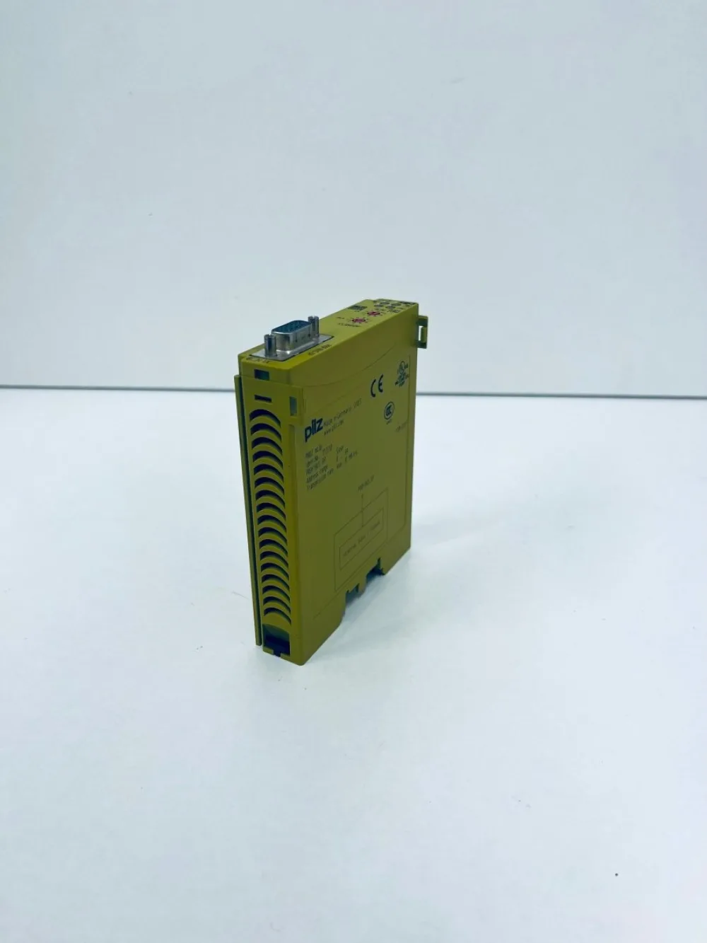 Pilz Sicherheitsmodul PN0Z mc3p