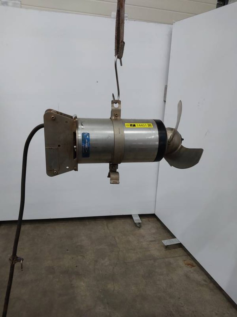 Propeller for mixing