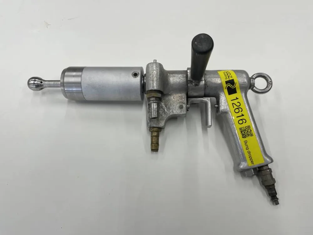 Bung dropper
