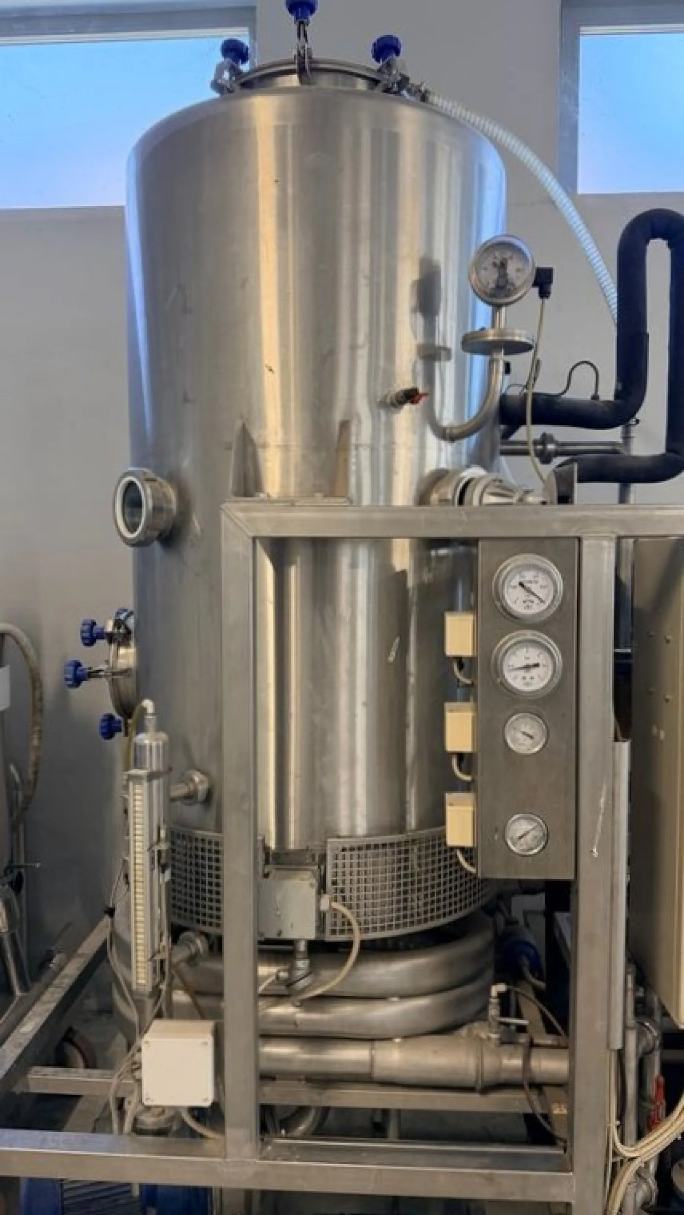 VELO BRAND VACUUM ENRICHMENT CONCENTRATOR, MODEL AES 70, SECOND HAND MACHINE - 2