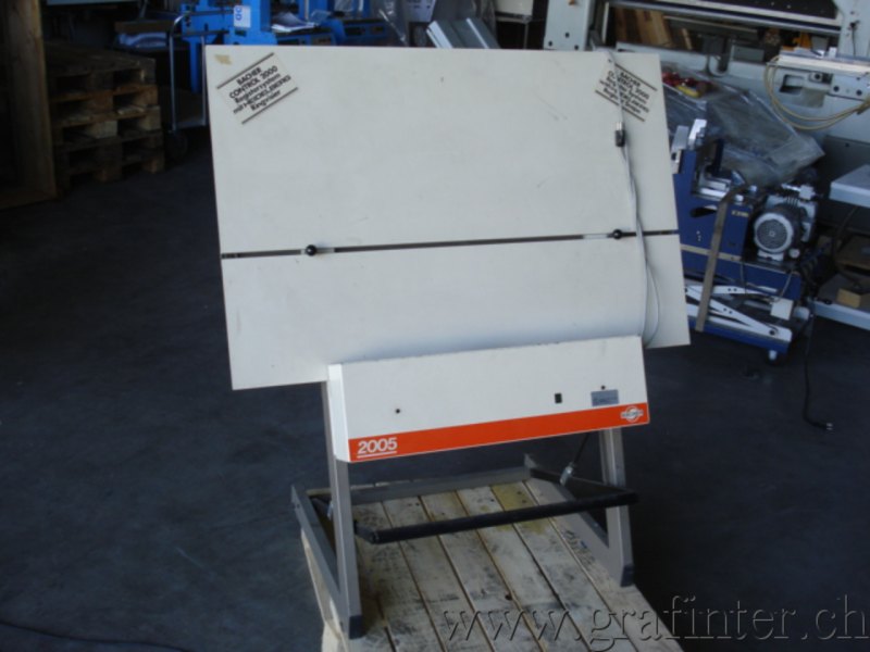 PERFORATRICE POUR PLAQUES OFFSET