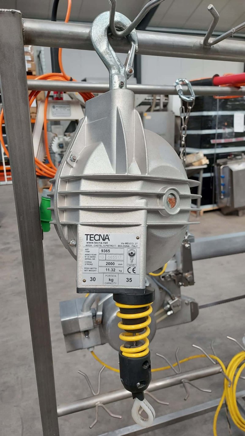 Balancers for saws