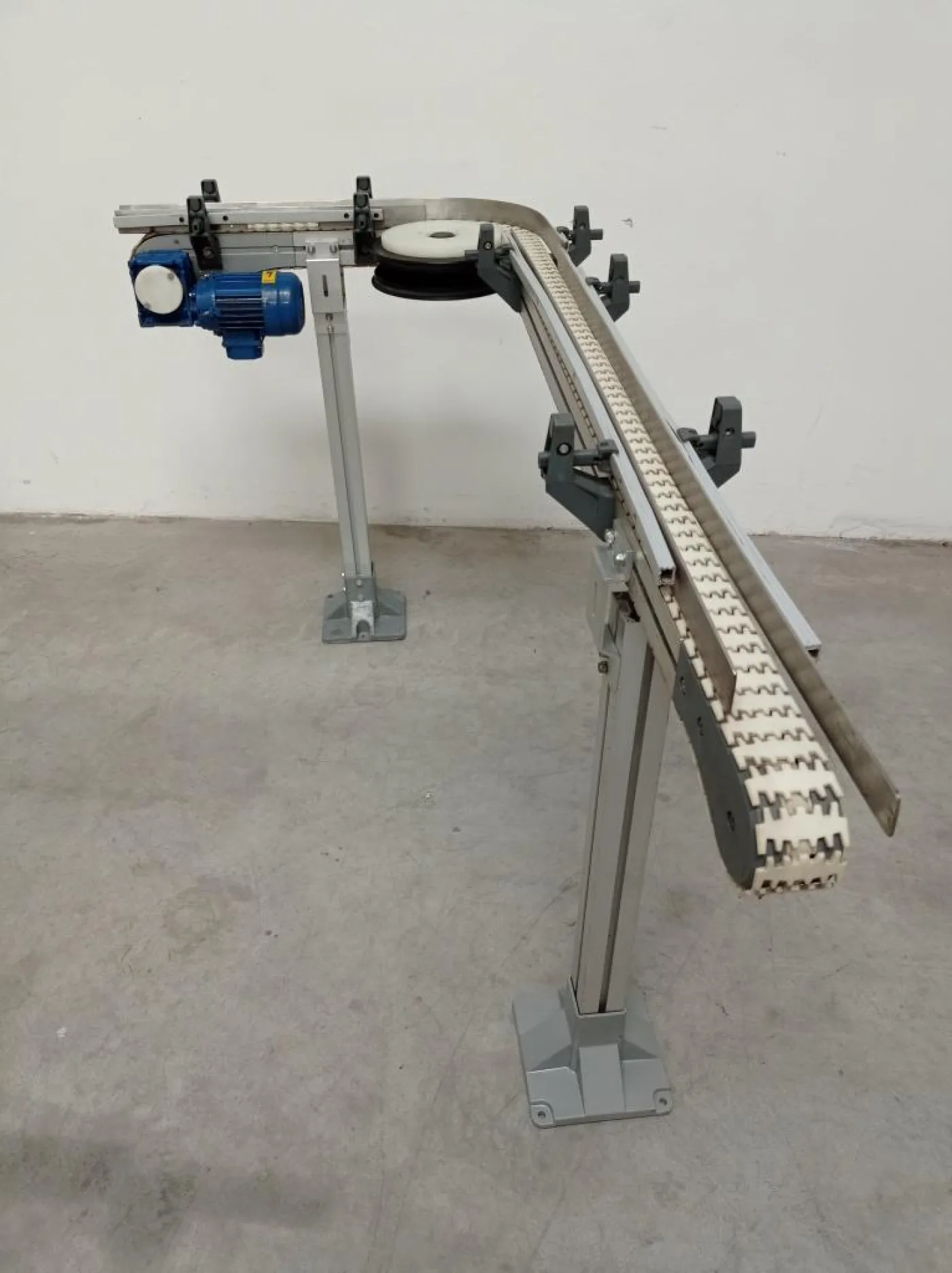 NASTRO TRASPORTATORE A TAPPARELLE CURVO MOTORIZZATO – FLEXLINK - 7