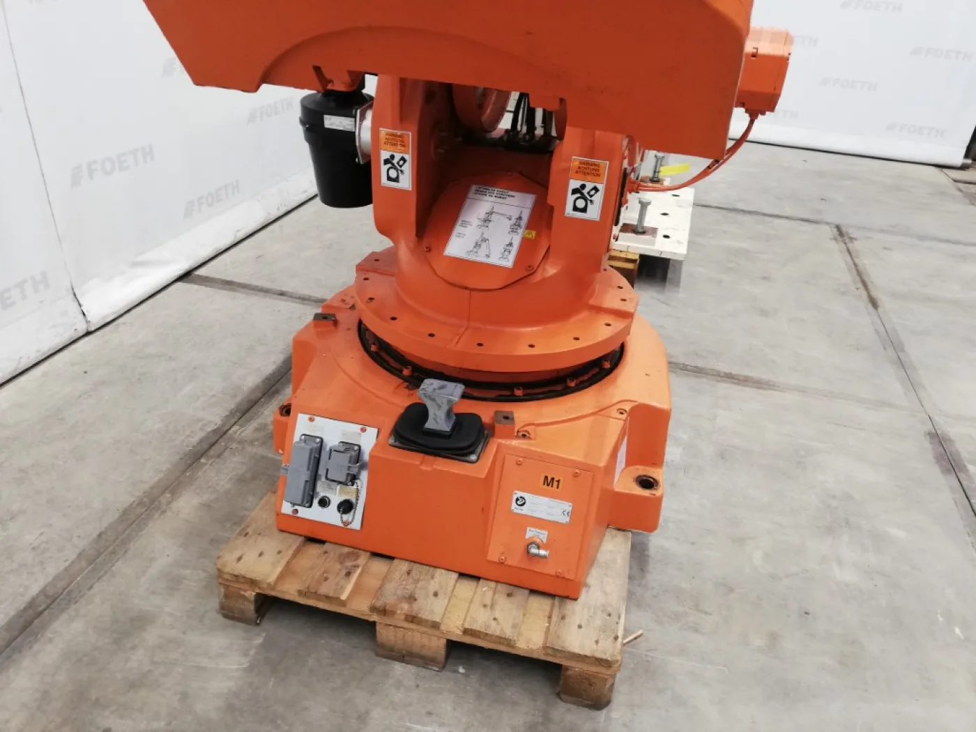 ABB Palletizer Robot IRB640 - Miscellaneous transport - 2