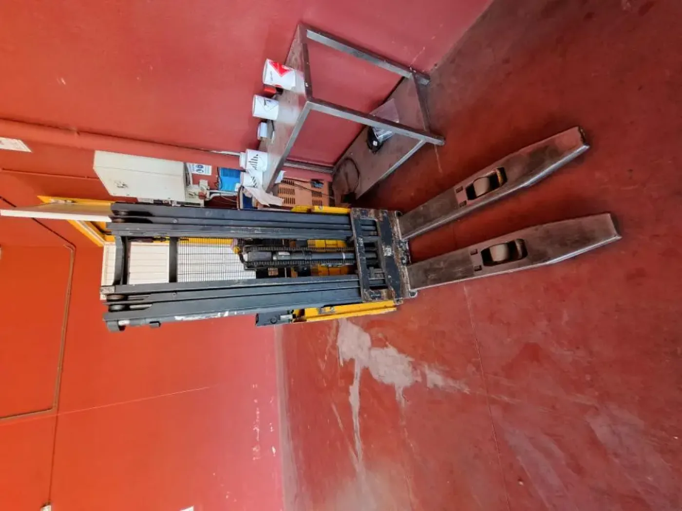 ELECTRIC STACKER CN14 1400 KILOS - 1