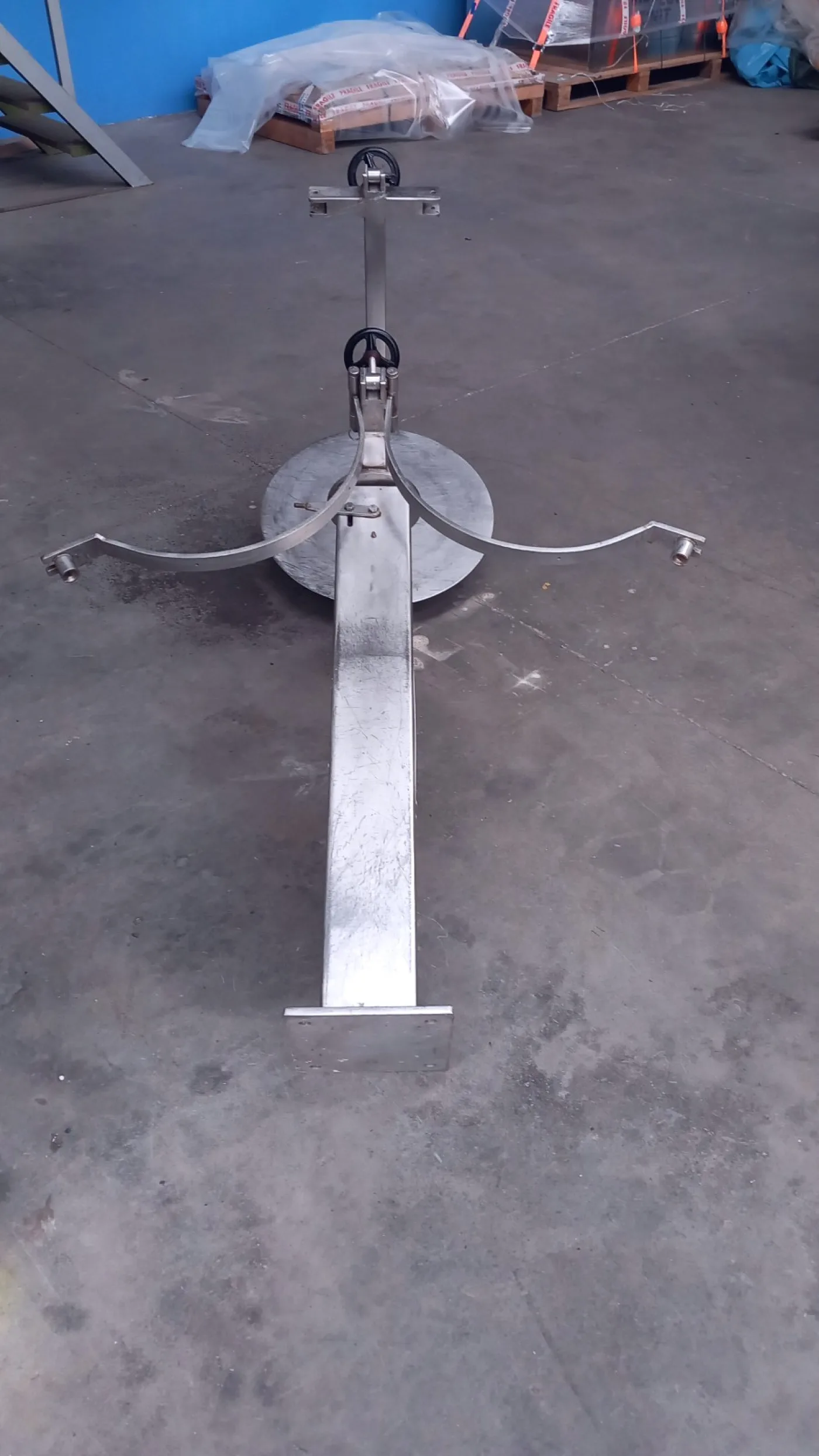 ELEVATORE A COLONNA – MANES – MOD.SHERPA 2F - 2