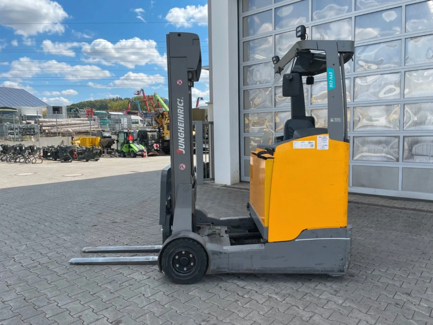 Jungheinrich ETV C16 / Triplex 5.72m / SS / nur 2.953h / 2016 - 8