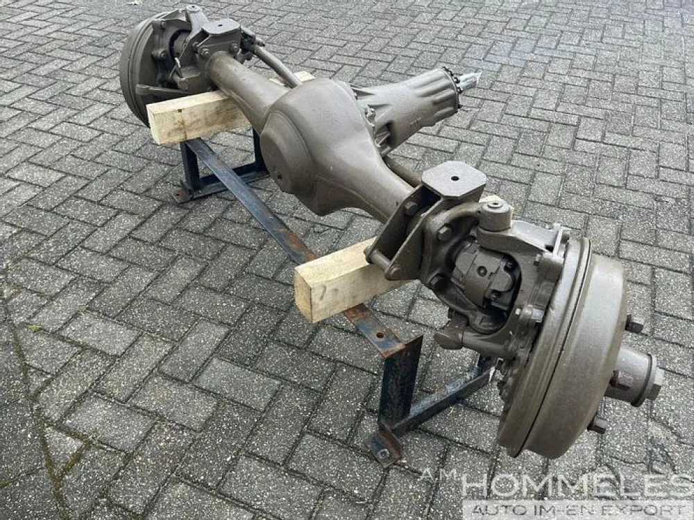 Unimog 404 Front axle