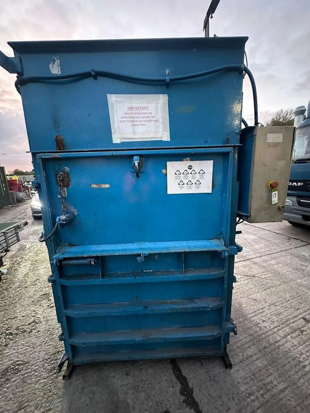 Horizontal Baler