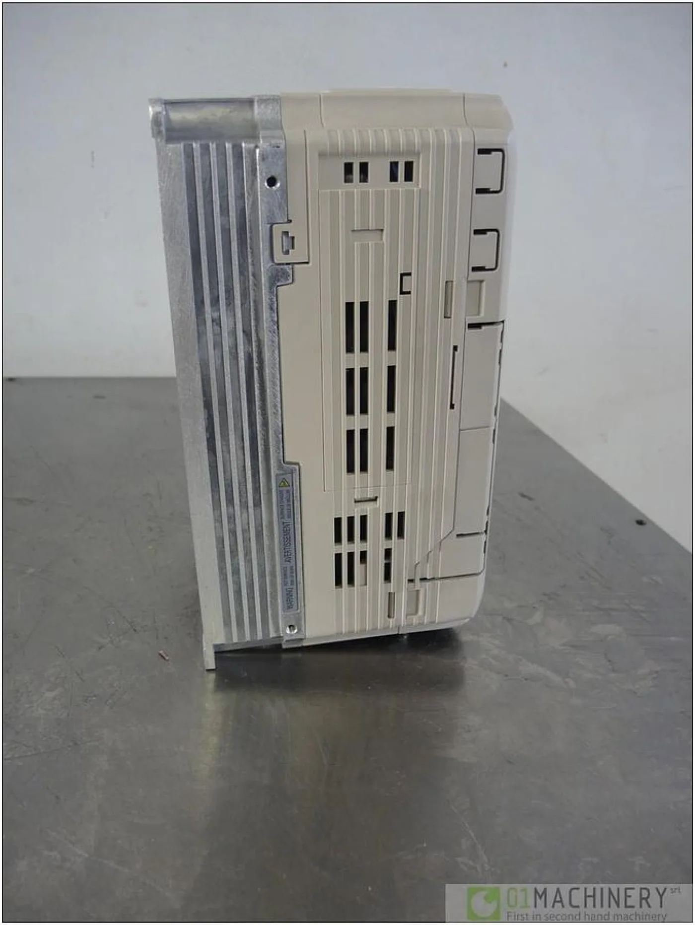 2006 YASKAWA CIMR-AC2A0006FAA AI1544 - 2