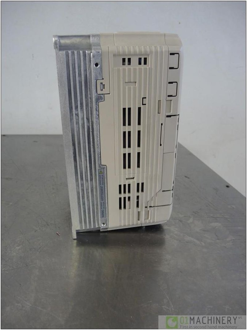 2006 YASKAWA CIMR-AC2A0006FAA AI1544