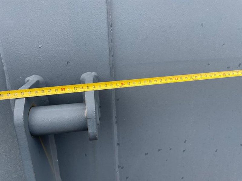 Sonarol Volumenschaufel 240 cm mit Terex TL80 / TL100 Aufnahme