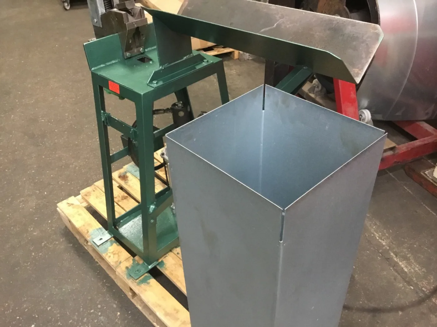 Duct Slip Joint Pneumatic Corner Notcher 50mm - WNS - W. Neal Services Ltd - 7